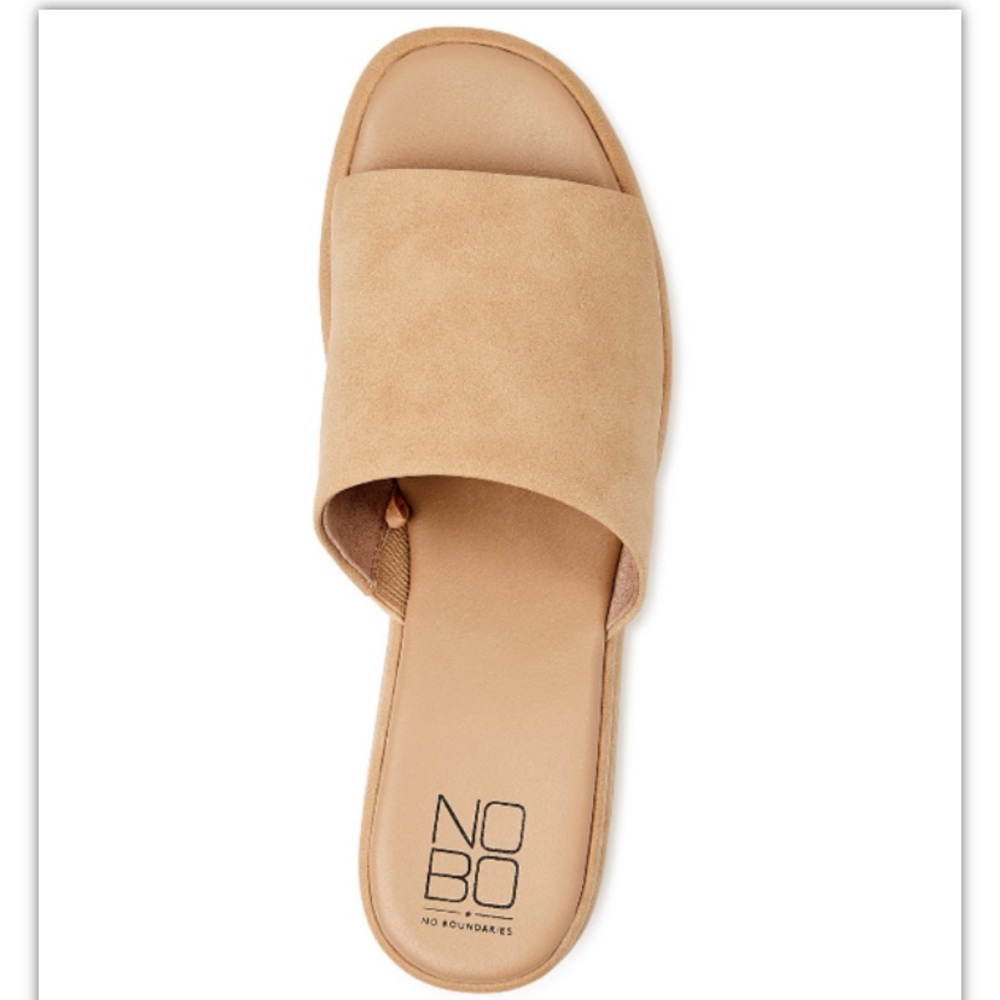 BNWT No Boundaries Tan Platform Wedges